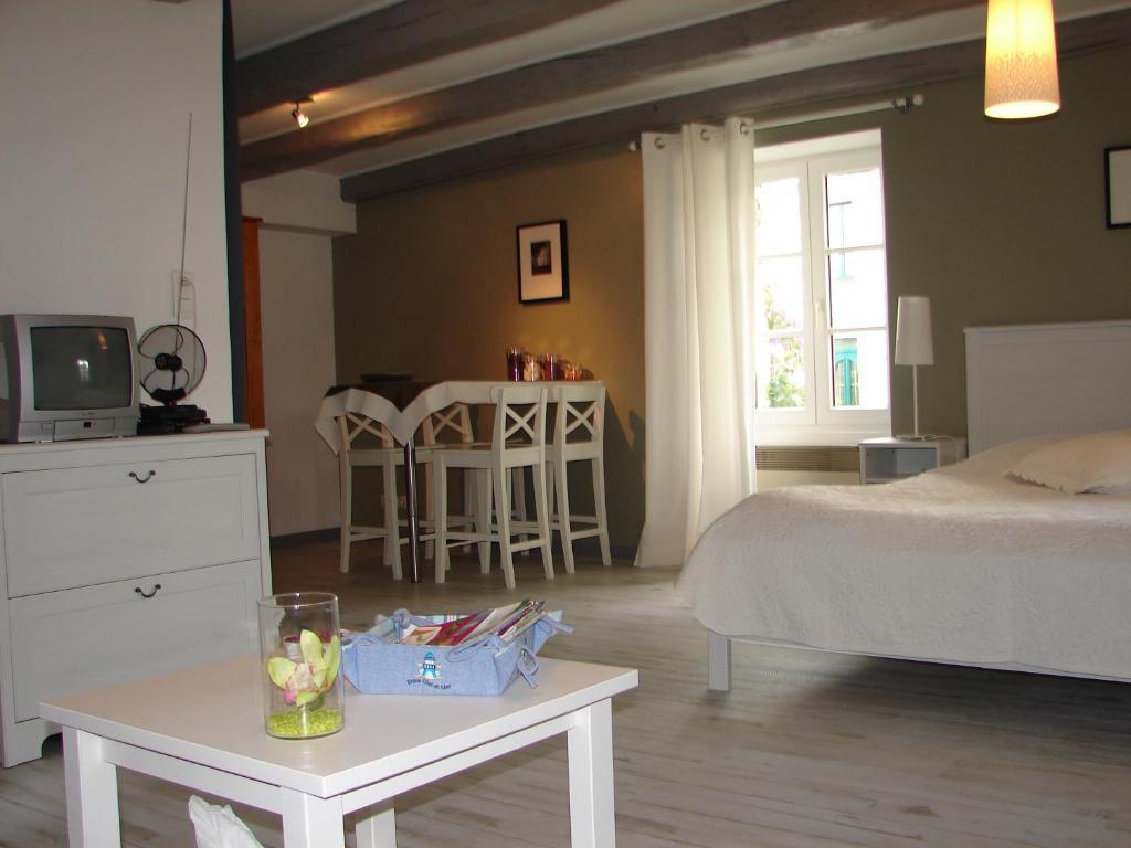 Relais De La Riniere Le Landreau Exterior foto