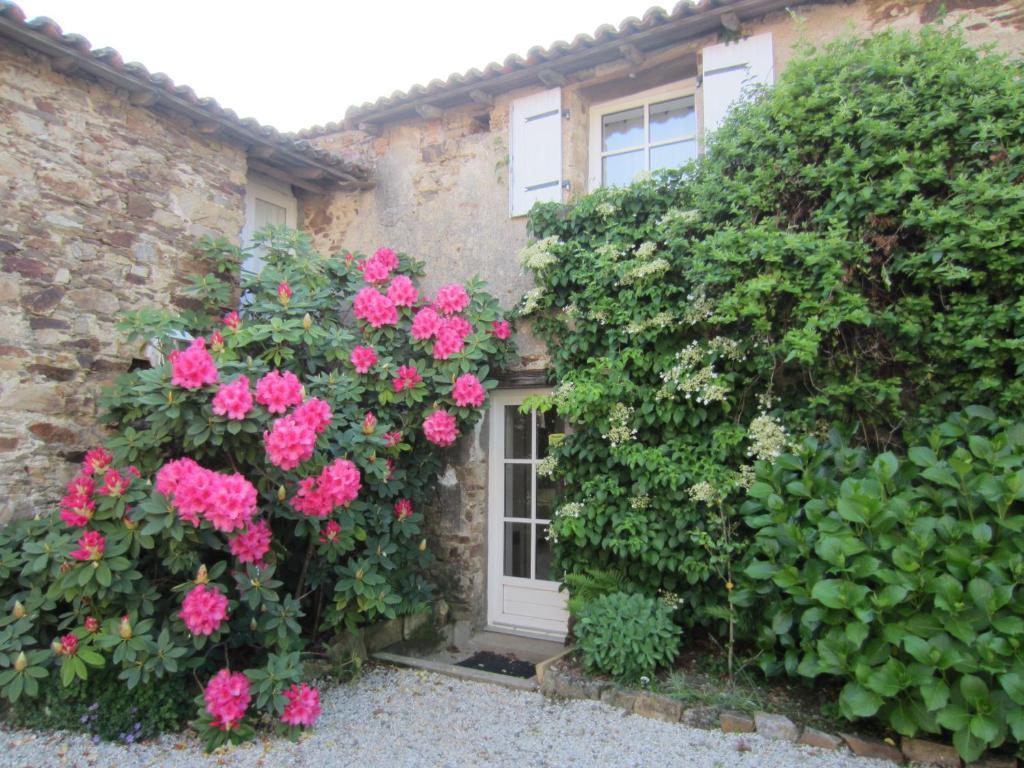 Relais De La Riniere Le Landreau Exterior foto